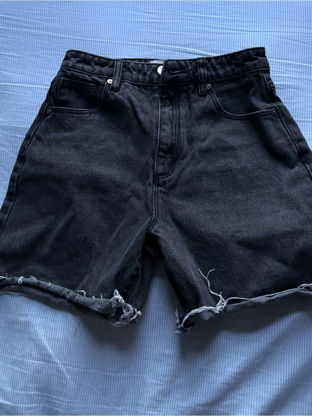 Abrand Carrie Grey Black Denim Jorts